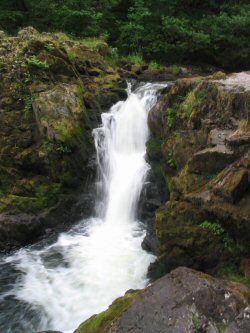 skelwith force waterfall skelwith bridge